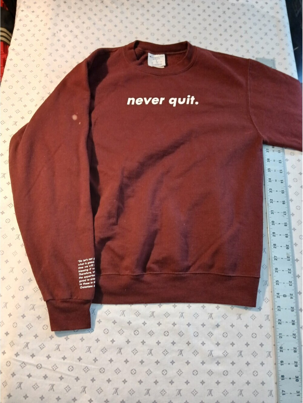 Champion Eco Burgundy Graphic Crewneck Sweatshirt Men's Size M Christian